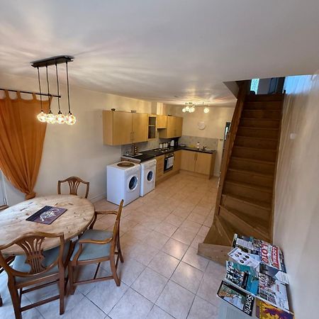Charme De La Campagne Villa Plelauff Bagian luar foto